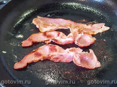 Пирог с беконом, сыром чеддар и сливками Пирог с беконом, сыром чеддар и сливками