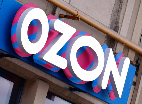 Ozon смог сократить перемещение работников между этажами складов на 418 км за смену Ozon смог сократить перемещение работников между этажами складов на 418 км за смену